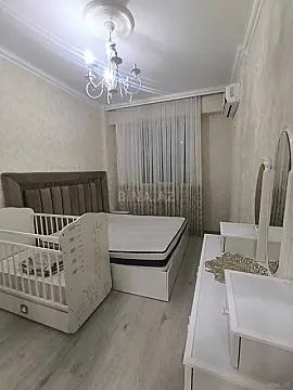 Kirayə verilir 2 otaqlı mənzil 65 m²