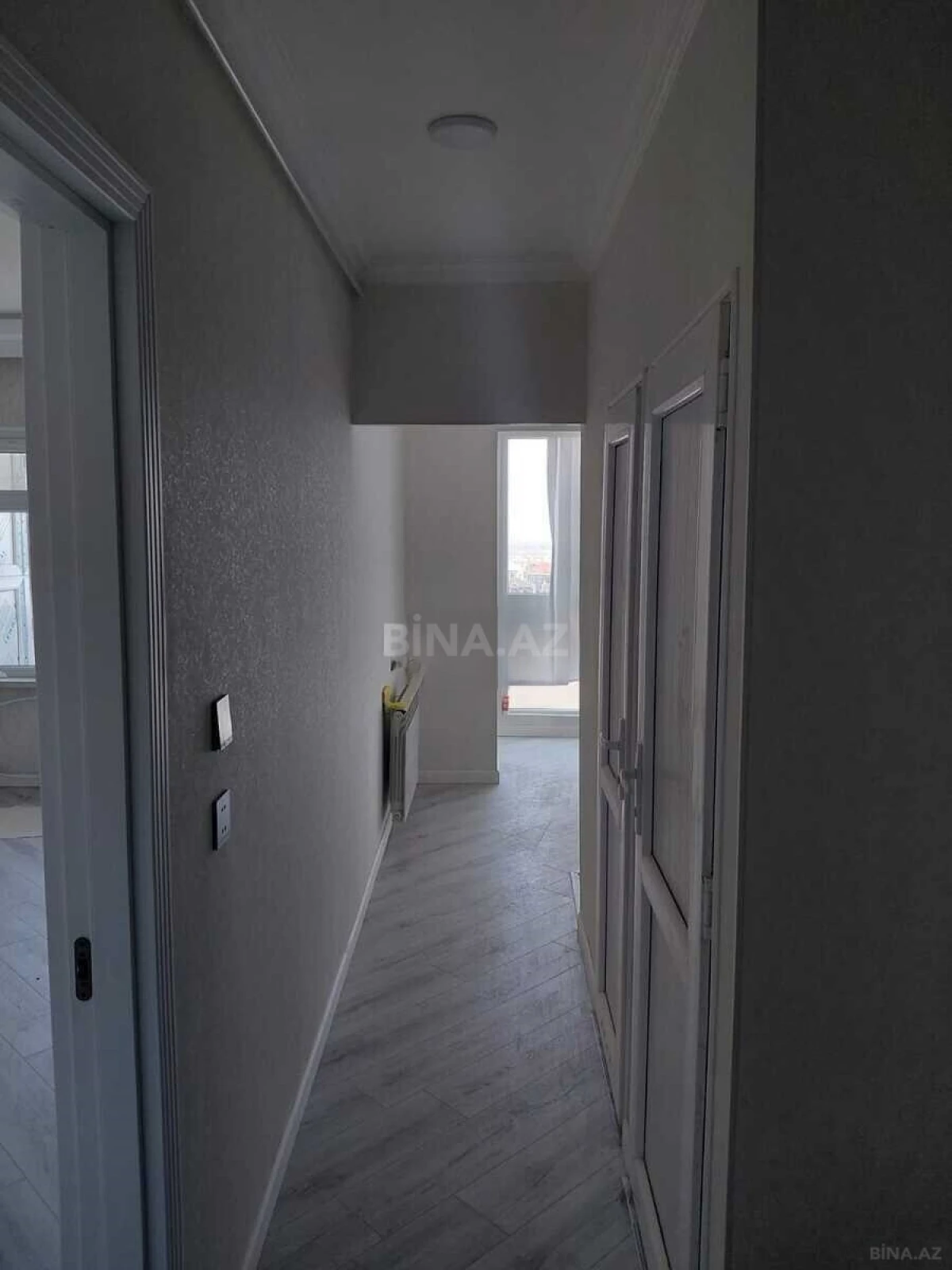 Satılır 2 otaqlı mənzil 60 m²
