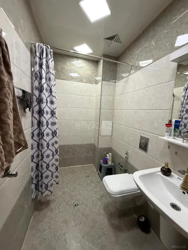 Satılır 2 otaqlı mənzil 70 m²