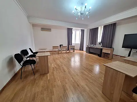 Satılır 4 otaqlı mənzil 170 m²