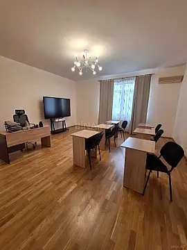 Satılır 4 otaqlı mənzil 170 m²