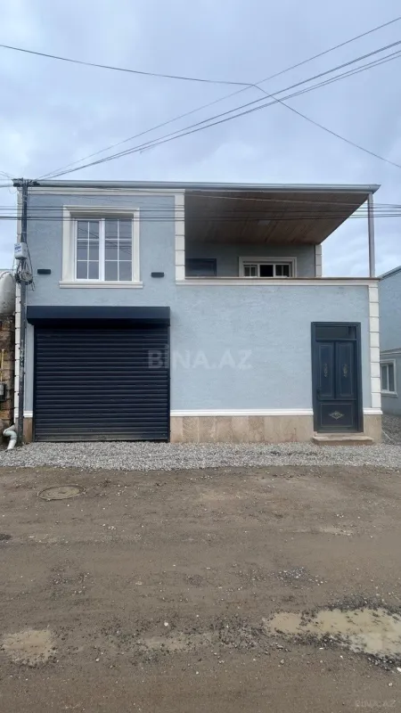 Satılır 4 otaqlı həyət evi 150 m²