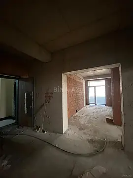 Satılır 3 otaqlı mənzil 121.3 m²