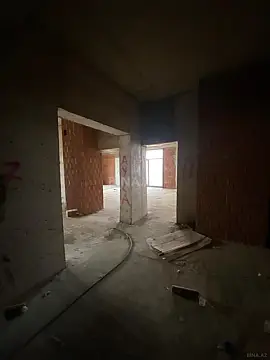 Satılır 3 otaqlı mənzil 121.3 m²