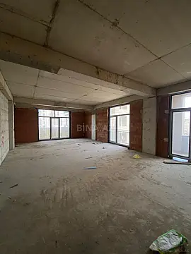 Satılır 3 otaqlı mənzil 121.3 m²