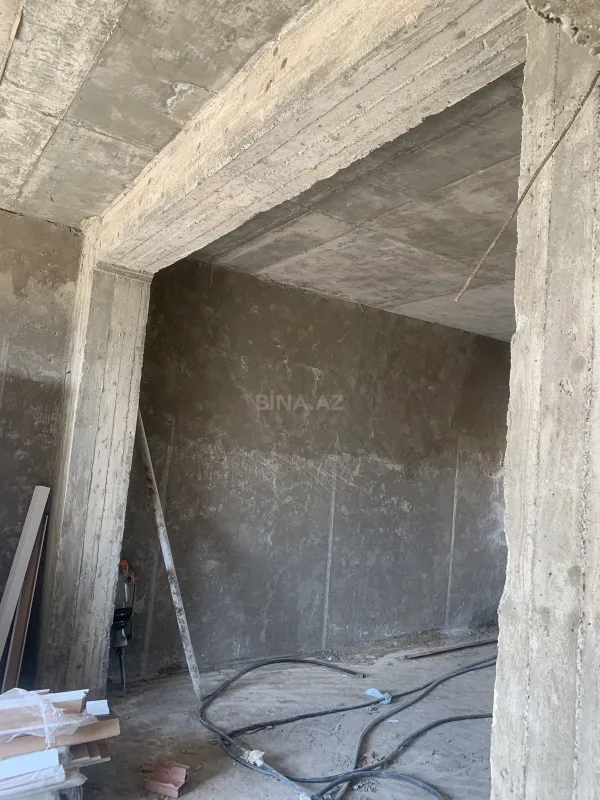 Satılır 4 otaqlı həyət evi 210 m²