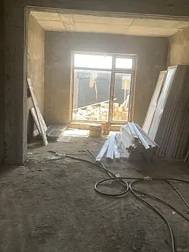 Satılır 4 otaqlı həyət evi 210 m²
