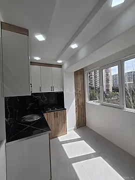 Satılır 3 otaqlı mənzil 60 m²