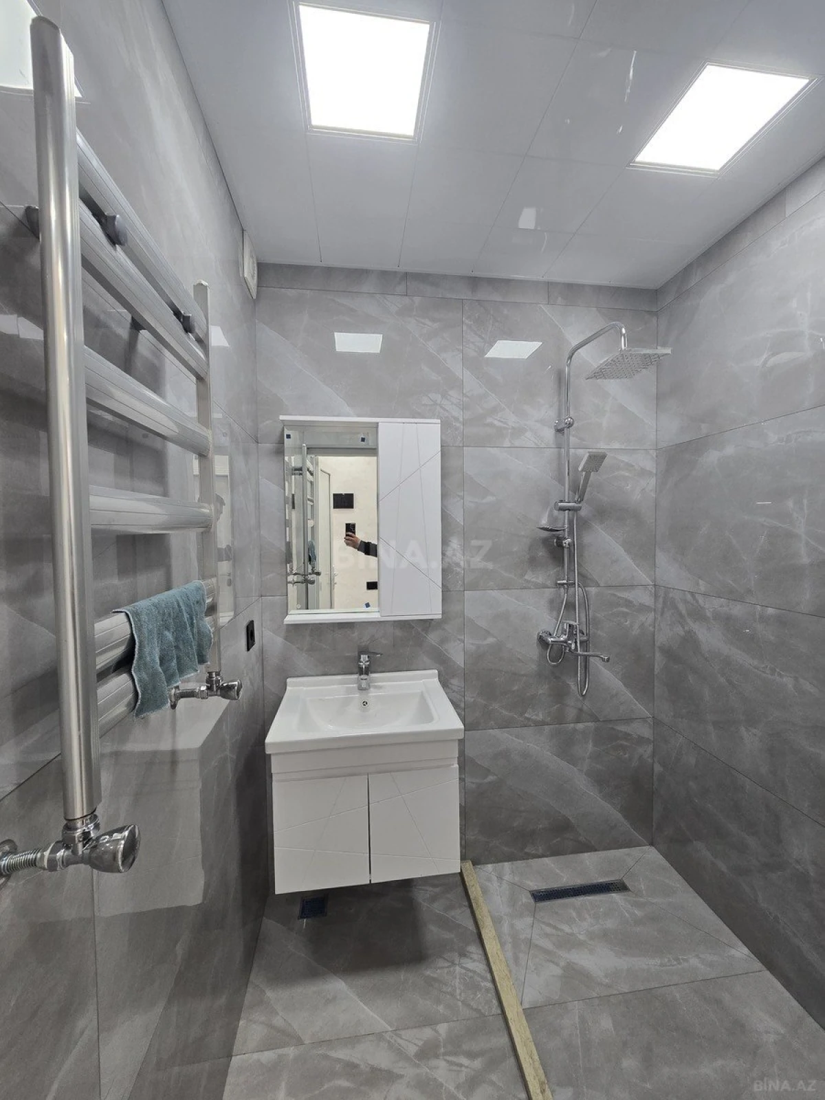 Satılır 3 otaqlı mənzil 60 m²