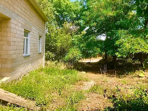 Satılır 4 otaqlı həyət evi 160 m²