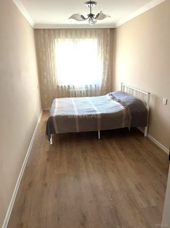Kirayə verilir 2 otaqlı mənzil 65 m²