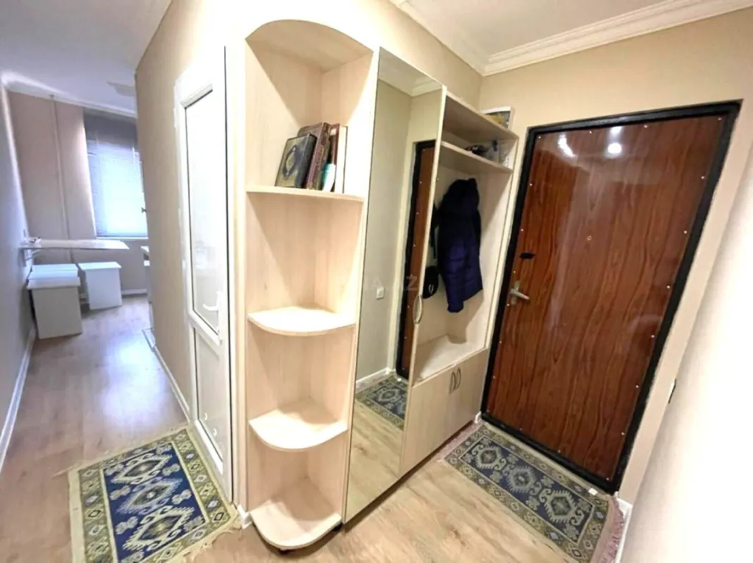 Kirayə verilir 2 otaqlı mənzil 65 m²