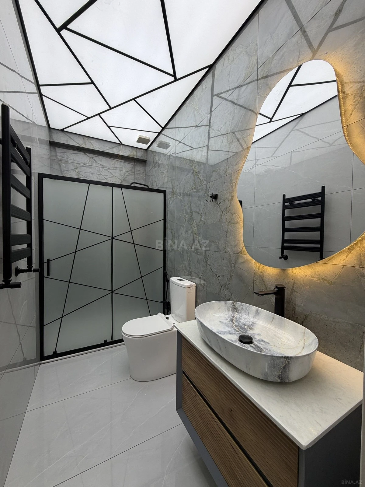 Satılır 3 otaqlı mənzil 68 m²