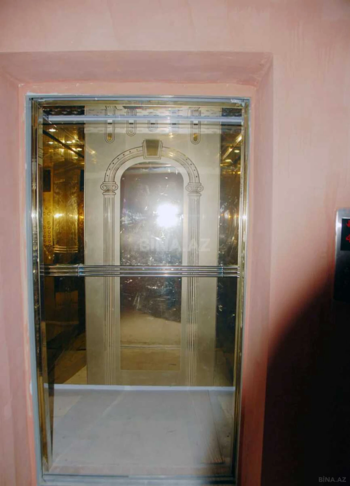 Kirayə verilir 2 otaqlı mənzil 70 m²