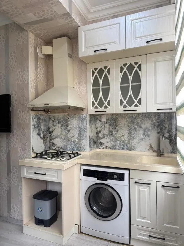 Satılır 2 otaqlı mənzil 78 m²