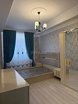 Satılır 2 otaqlı mənzil 78 m²