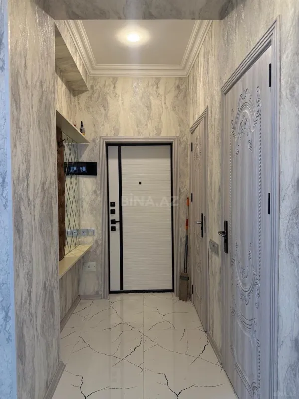 Satılır 2 otaqlı mənzil 78 m²