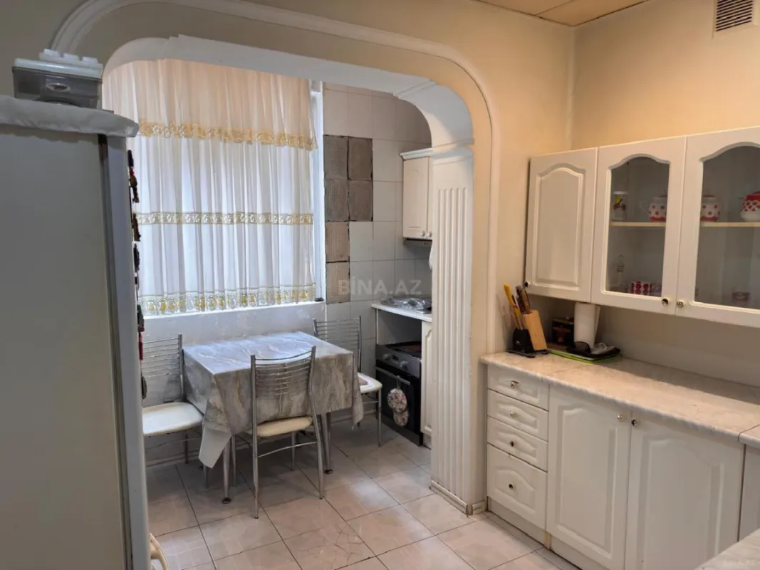 Kirayə verilir 4 otaqlı mənzil 80 m²