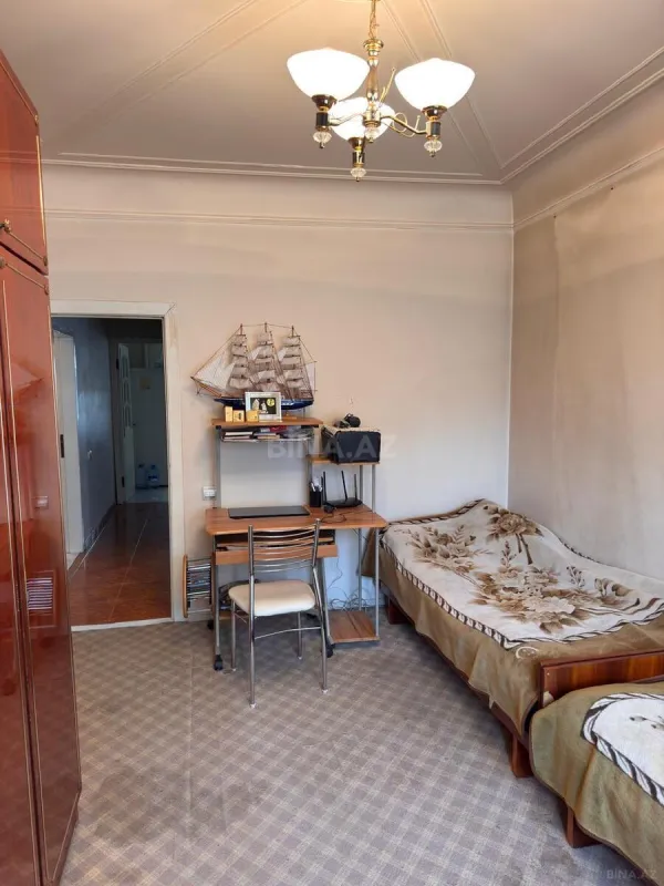 Kirayə verilir 4 otaqlı mənzil 80 m²