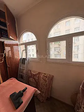 Kirayə verilir 4 otaqlı mənzil 80 m²