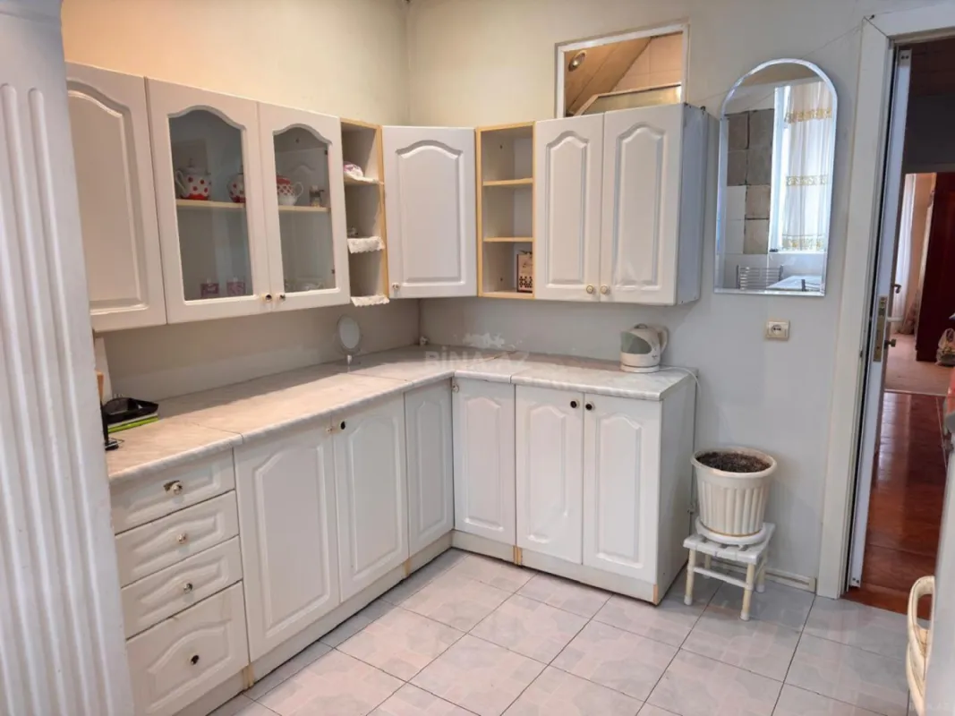 Kirayə verilir 4 otaqlı mənzil 80 m²