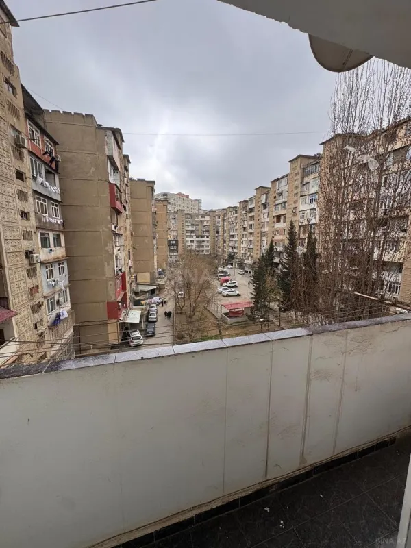 Kirayə verilir 4 otaqlı mənzil 80 m²