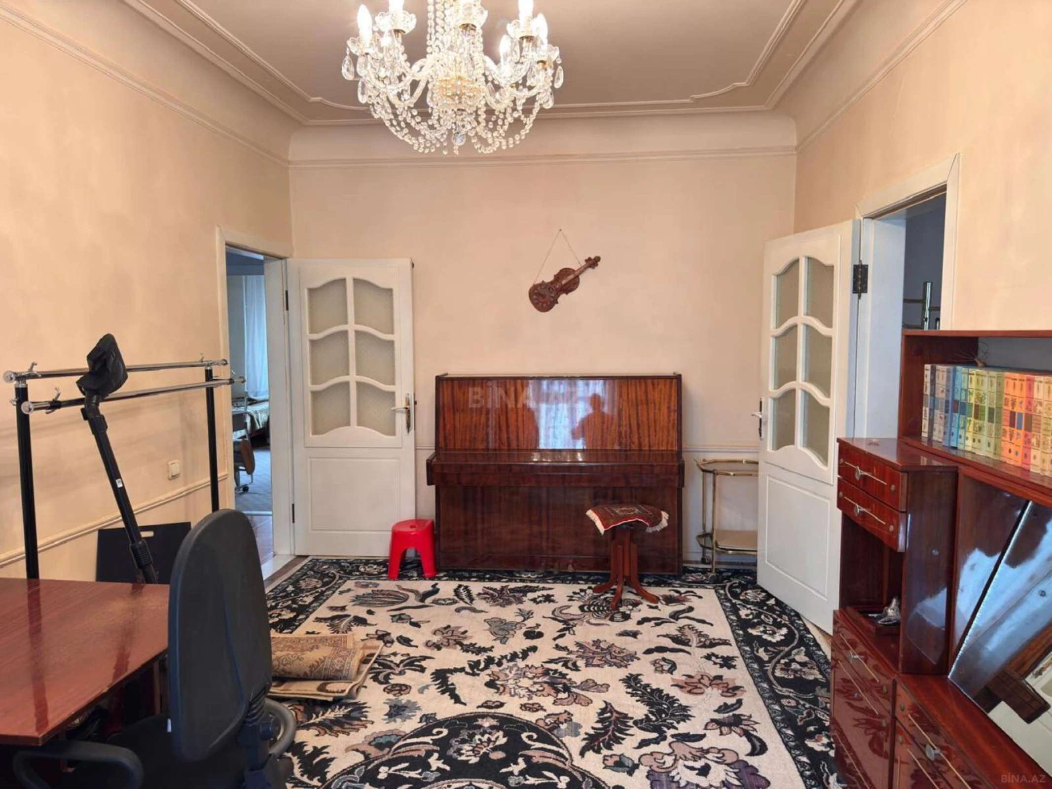 Kirayə verilir 4 otaqlı mənzil 80 m²