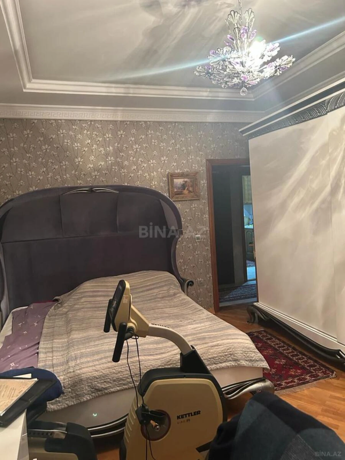 Satılır 4 otaqlı mənzil 130 m²