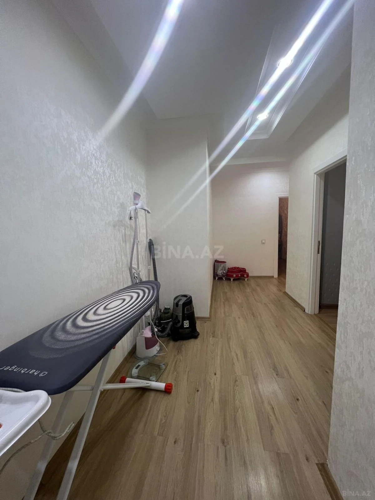 Satılır 3 otaqlı mənzil 128 m²