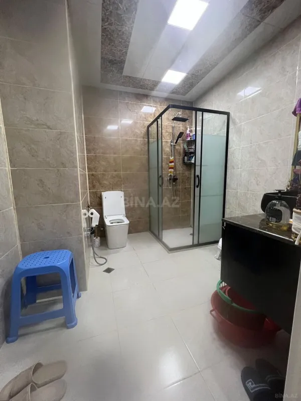 Satılır 3 otaqlı mənzil 128 m²