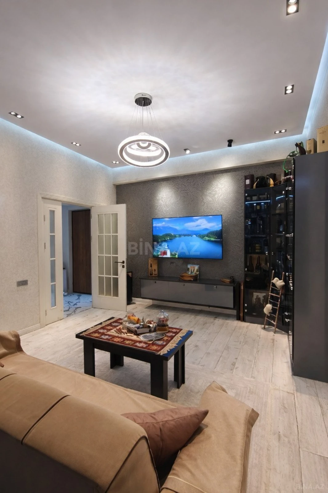 Satılır 3 otaqlı mənzil 97.2 m²