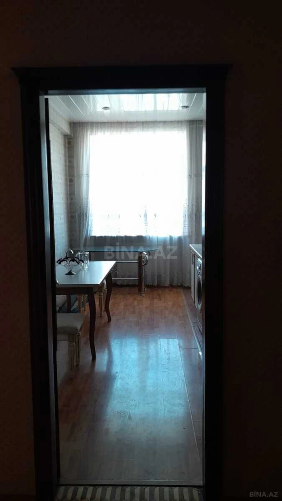 Kirayə verilir 2 otaqlı mənzil 82 m²
