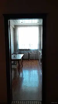 Kirayə verilir 2 otaqlı mənzil 82 m²