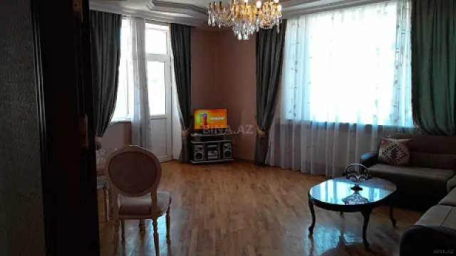 Kirayə verilir 2 otaqlı mənzil 82 m² — Bakı, Nərimanov 2 otaq 82.00 m²