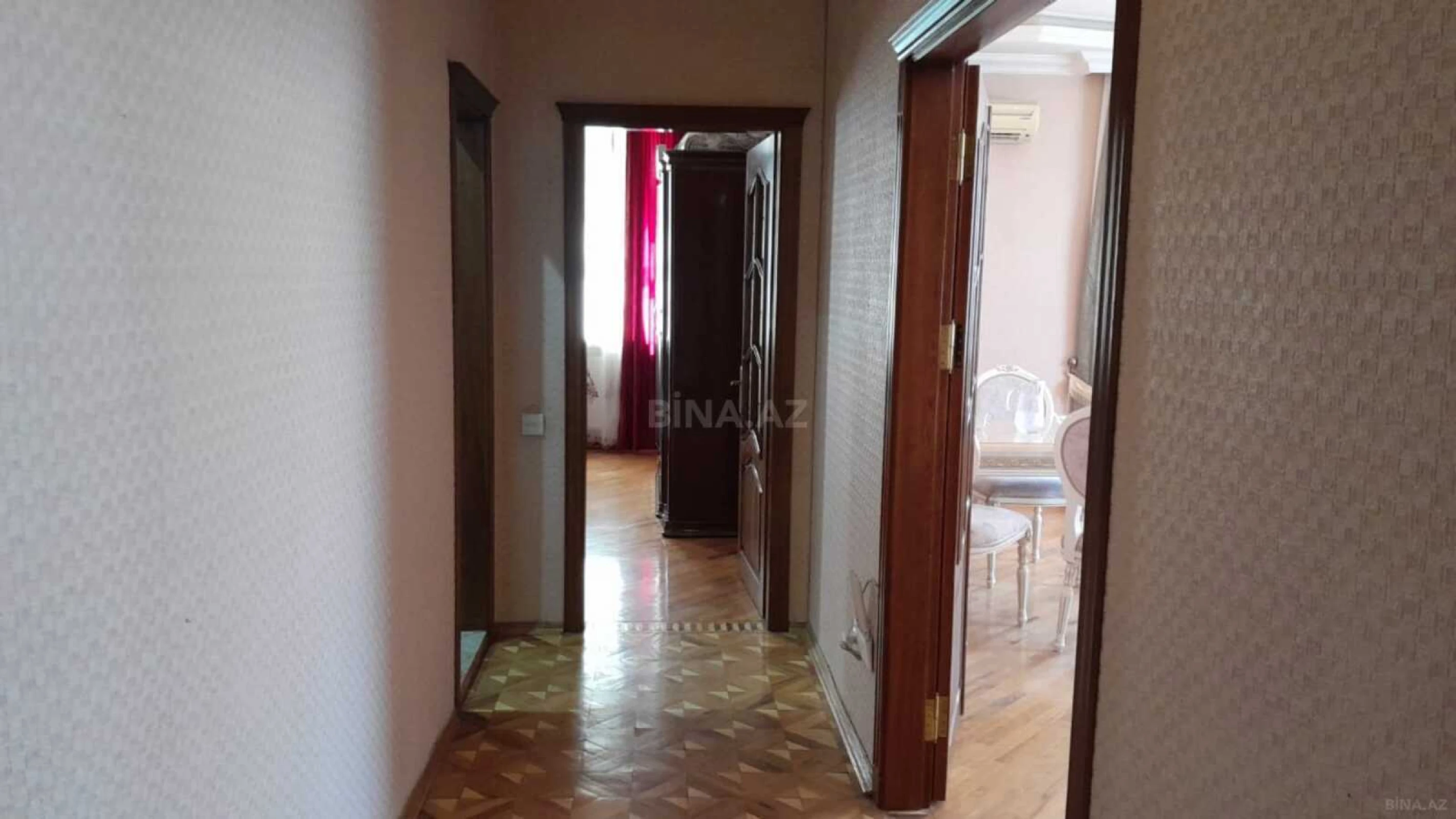 Kirayə verilir 2 otaqlı mənzil 82 m²