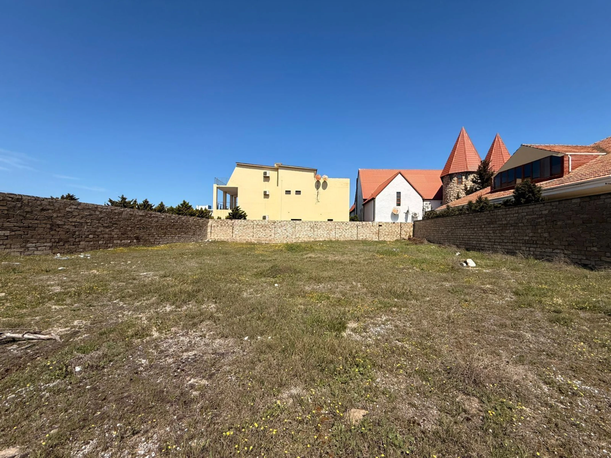 Satılır torpaq sahəsi 20 m²