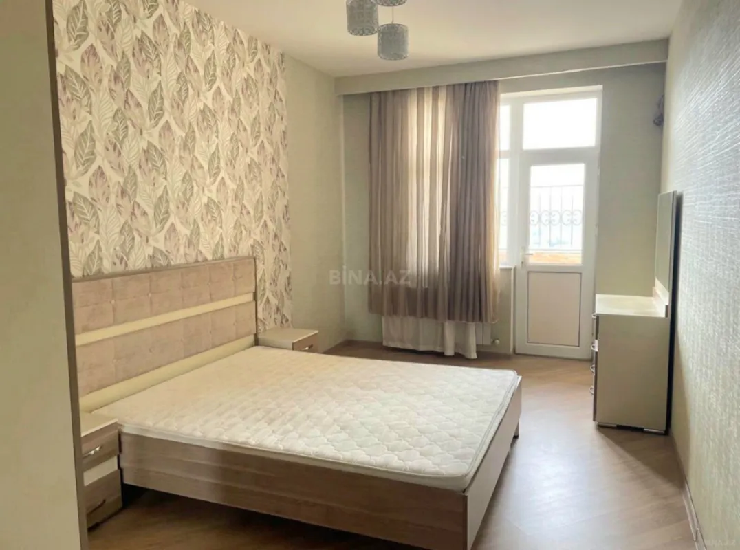 Kirayə verilir 3 otaqlı mənzil 86 m²