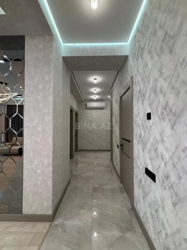 Kirayə verilir 3 otaqlı mənzil 120 m²