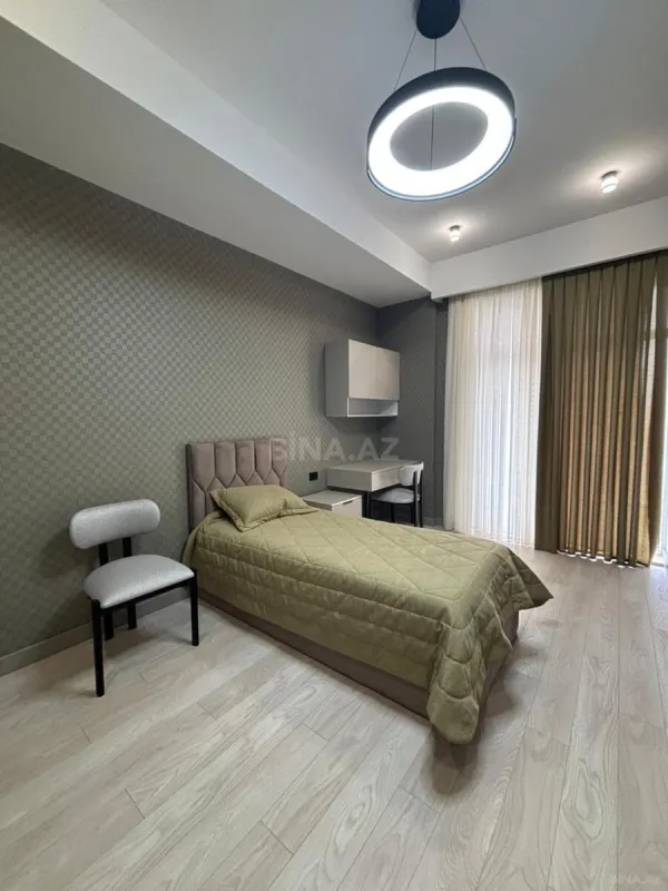 Kirayə verilir 3 otaqlı mənzil 120 m²