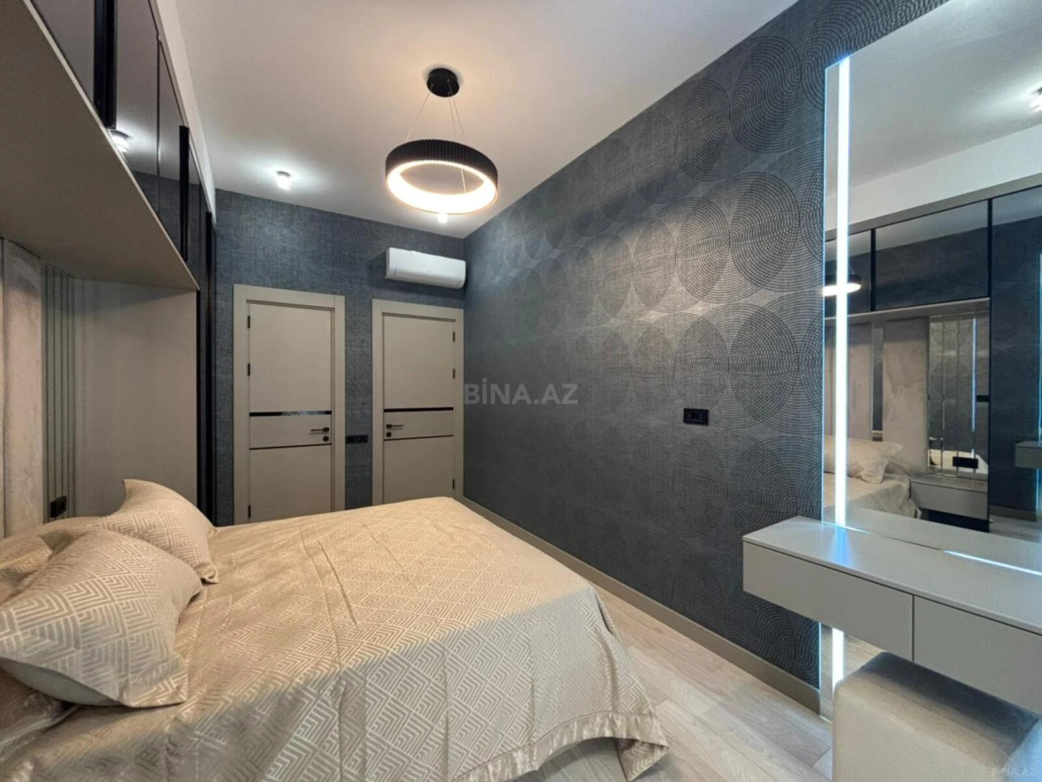 Kirayə verilir 3 otaqlı mənzil 120 m²