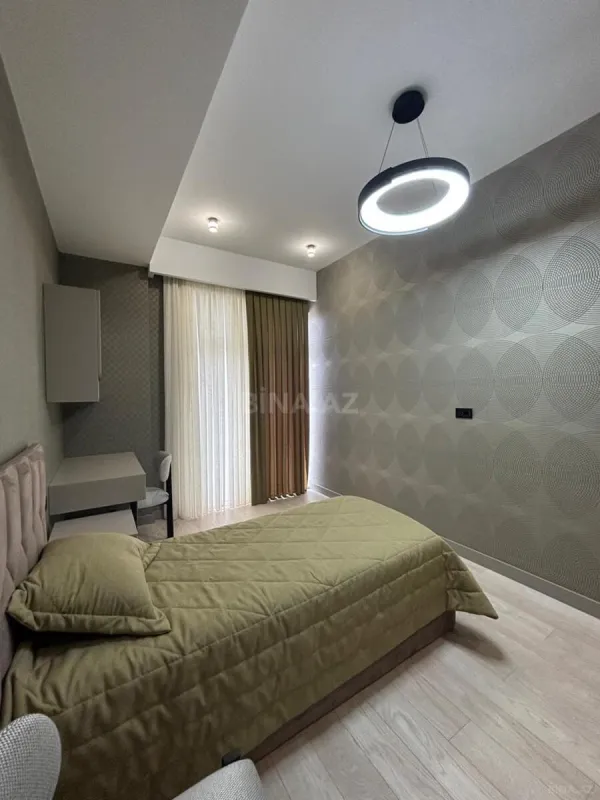 Kirayə verilir 3 otaqlı mənzil 120 m²