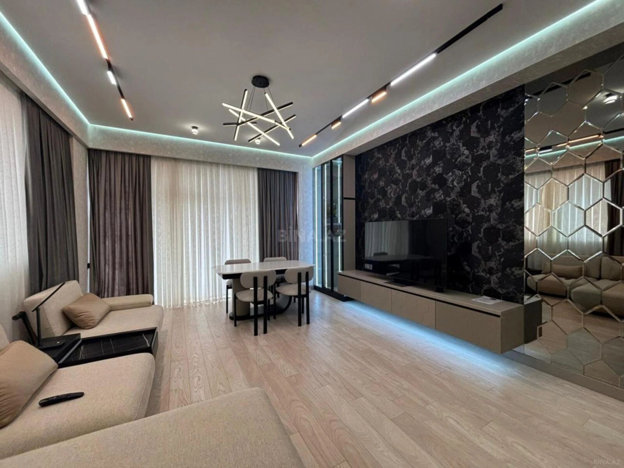 Kirayə verilir 3 otaqlı mənzil 120 m²
