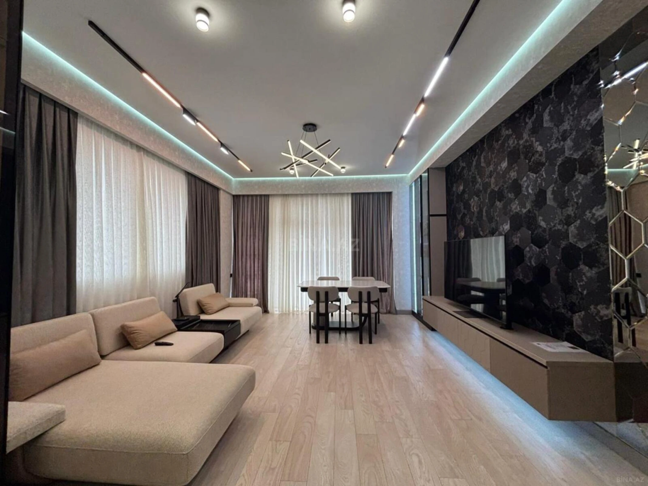 Kirayə verilir 3 otaqlı mənzil 120 m²