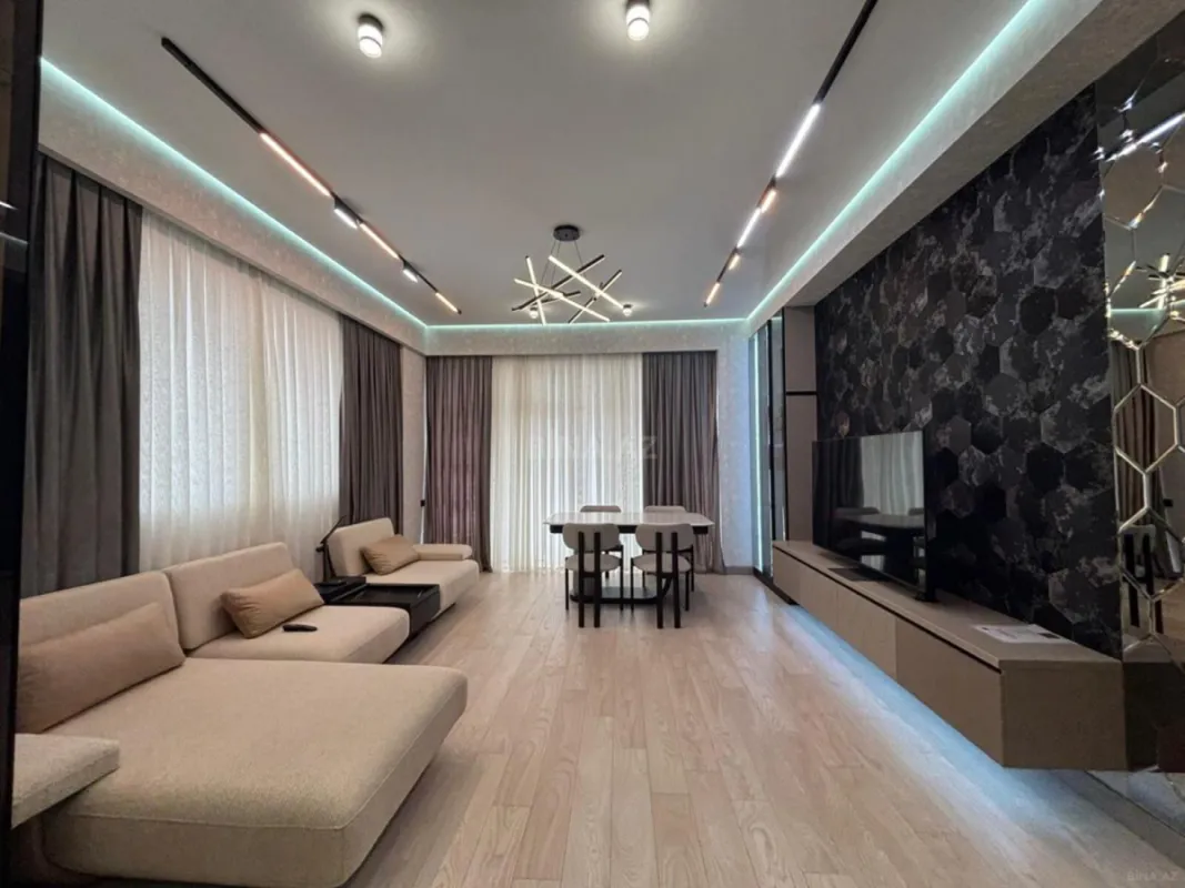 Kirayə verilir 3 otaqlı mənzil 120 m²