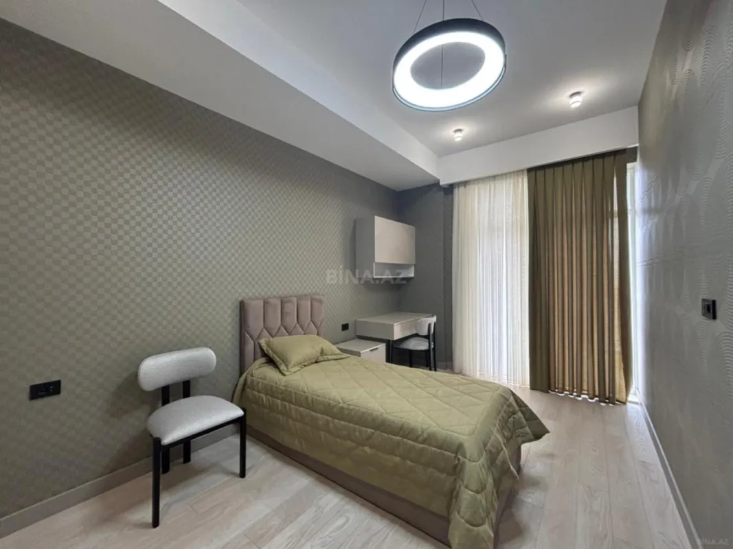 Kirayə verilir 3 otaqlı mənzil 120 m²