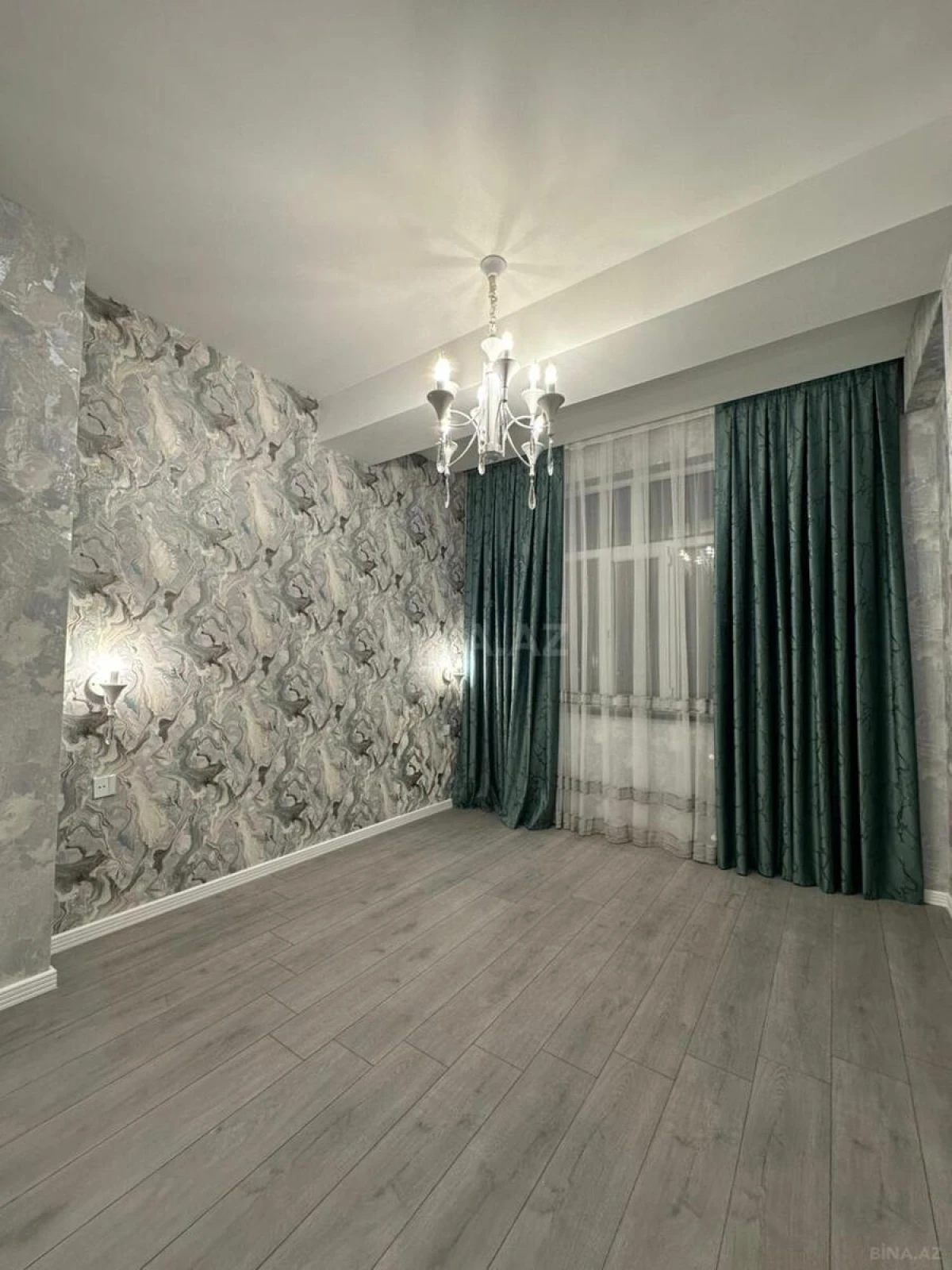 Satılır 2 otaqlı mənzil 55 m²