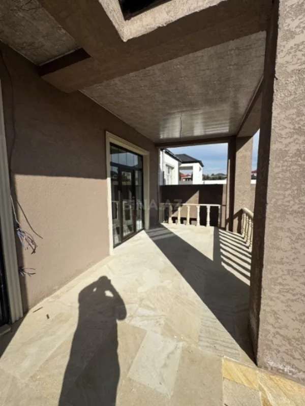 Satılır 4 otaqlı həyət evi 145 m²