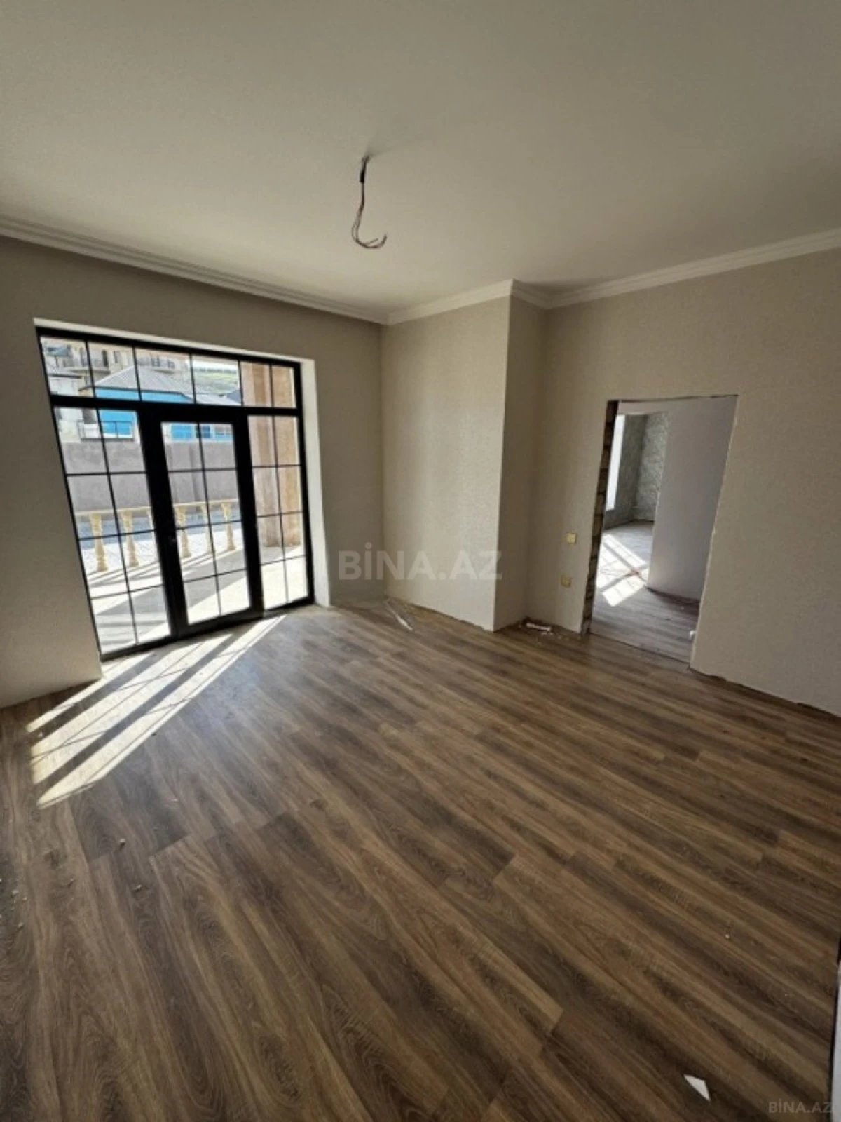Satılır 4 otaqlı həyət evi 145 m²