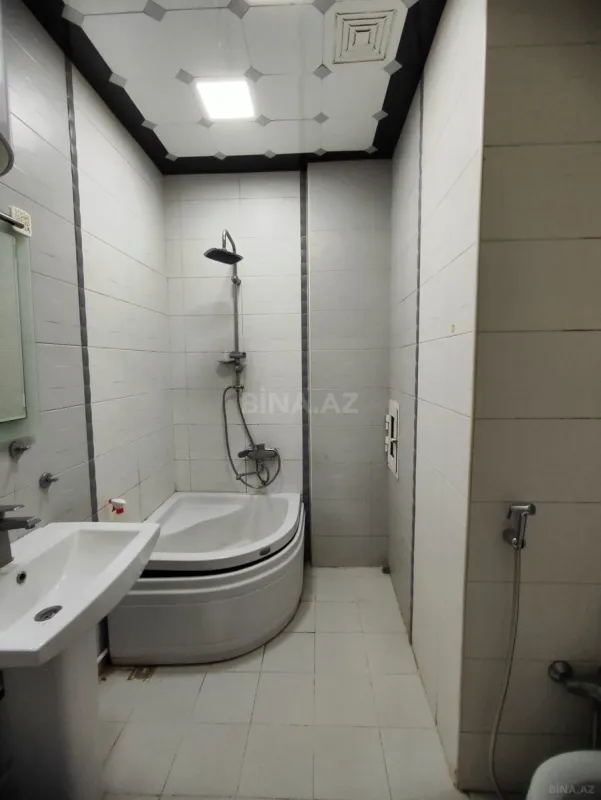 Kirayə verilir 3 otaqlı mənzil 88 m²