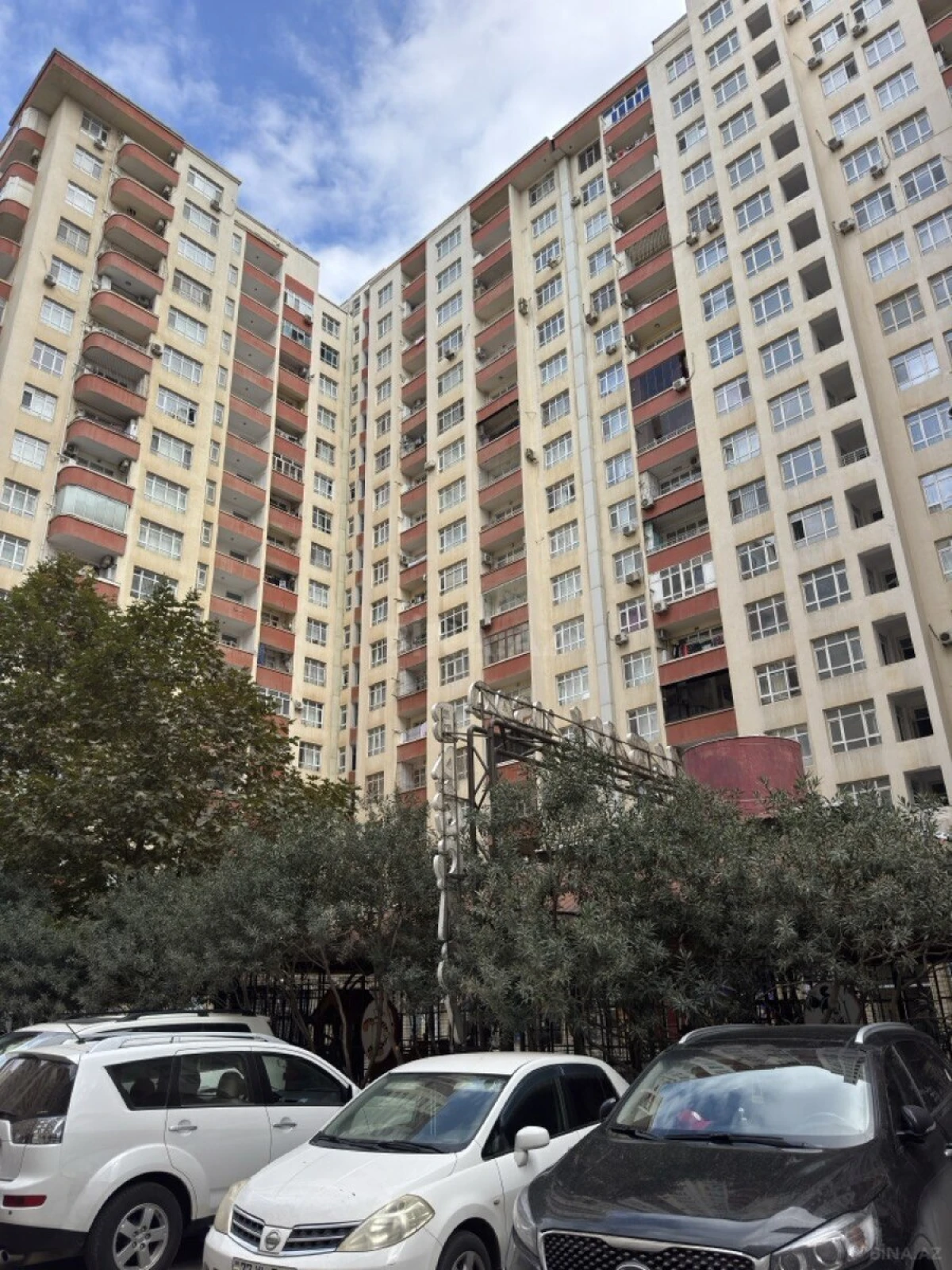 Kirayə verilir 2 otaqlı mənzil 80 m²